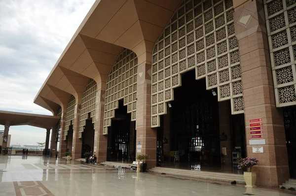 Putrajaya Malaysia Aralık 2013 Putra Camii Putrajaya Malezya Putrajaya Inşa — Stok fotoğraf