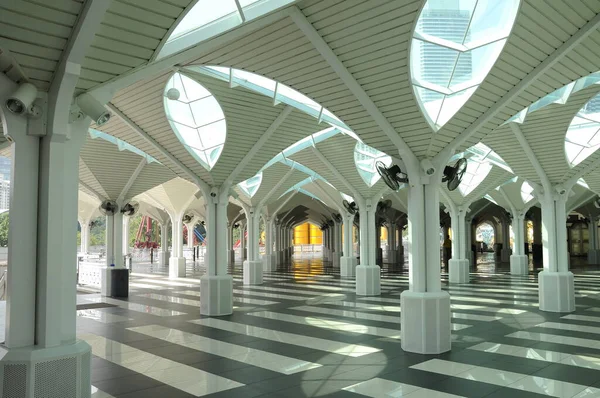 Kuala Lumpur Malasia Diciembre 2013 Como Mezquita Syakirin Mezquita Klcc — Foto de Stock