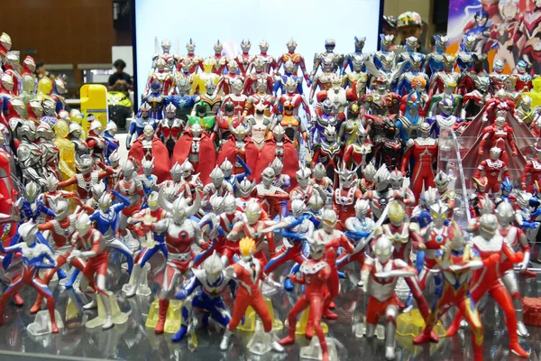 Kuala Lumpur Malaysia March 2022 选自日本流行电视剧Ultraman 基于最新动画系列的一套新的Ultraman套装 — 图库照片