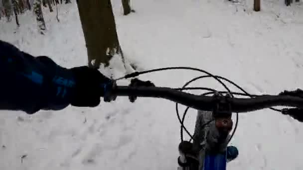 Amatör Enduro Ryttare Cykeln Vintersäsongen — Stockvideo