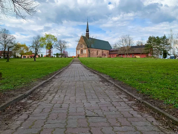 Old Poland Cathedral Building City Park — Foto Stock