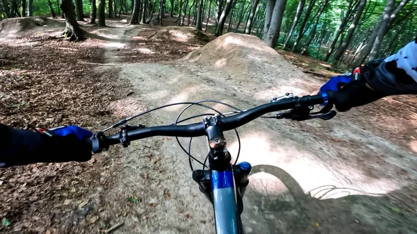Passeio Bicicleta Enduro Nas Trilhas Floresta — Fotografia de Stock