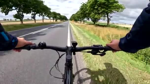 Grind Fietstocht Weg Het Zomerseizoen — Stockvideo