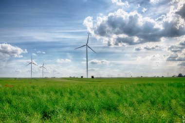 Rüzgâr jeneratörü kullanan alternatif bir elektrik üretimi.