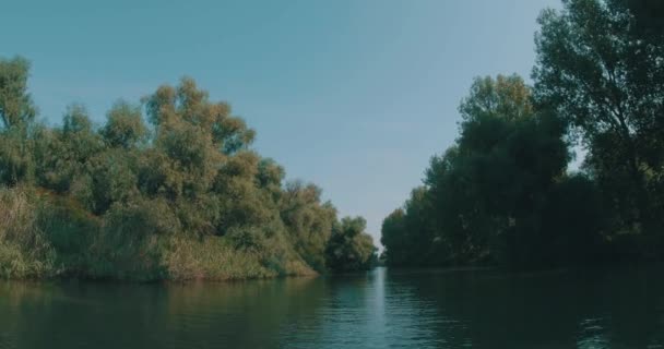 Κρουαζιέρες Στο Κανάλι Του Δούναβη — Αρχείο Βίντεο