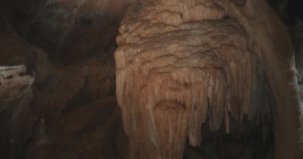 Mağaranın Içinde Jeolojik Oluşum — Stok video