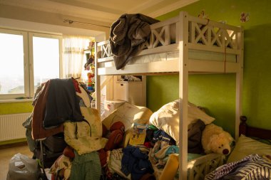Taşınırken çocuk odasındaki düzensizlik. Yüksek kalite fotoğraf