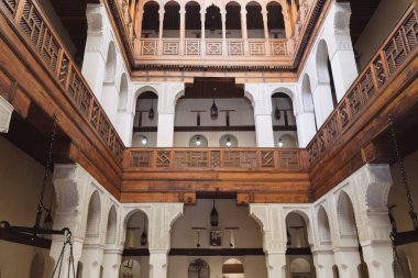 Fez 'deki Foundouk Nejarine' in içi