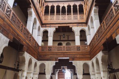 Fez 'deki Foundouk Nejarine' in içi