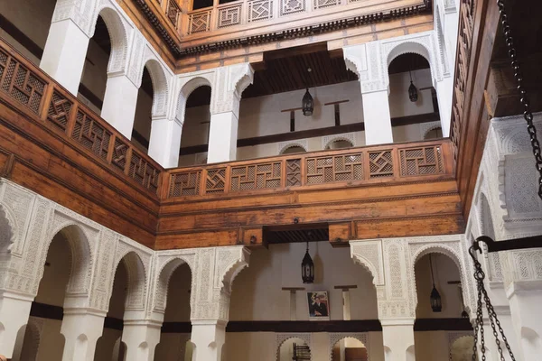 Fez 'deki Foundouk Nejarine' in içi