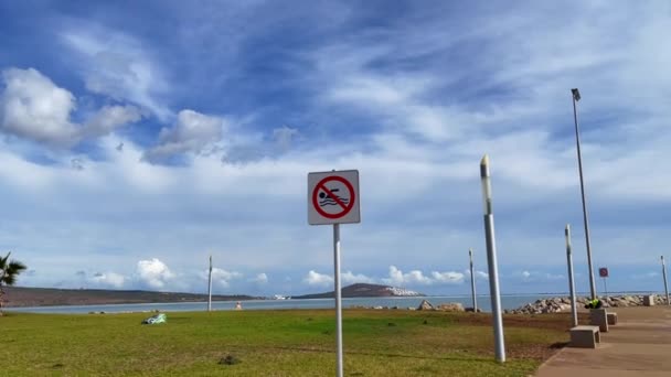 Swimming Warning Sign Blue Sky — стоковое видео