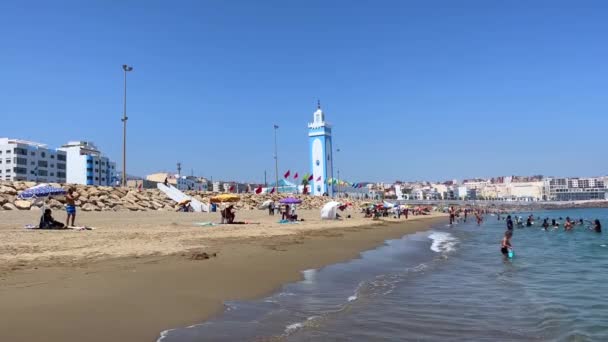 Crowd People Enjoying Summer Holiday Beach — Stock Video