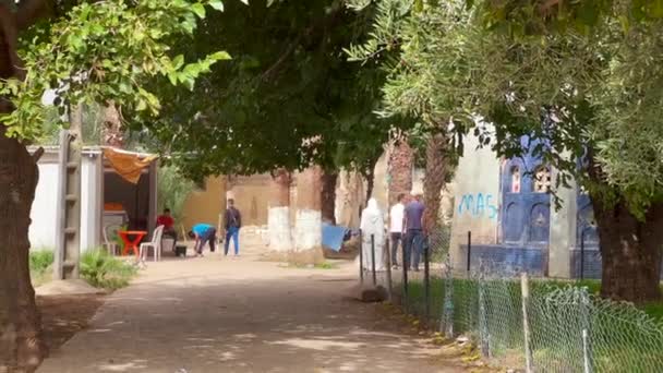 Les Gens Qui Marchent Proximité Bain Naturel Ain Allah Maroc — Video