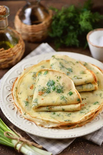 Pannkakor Med Grön Lök Och Dill — Stockfoto