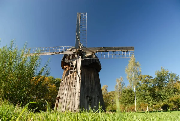 Lublin Poland September 2012 Wooden Windmill Fields Autumn Sunny Day — Stock Photo, Image