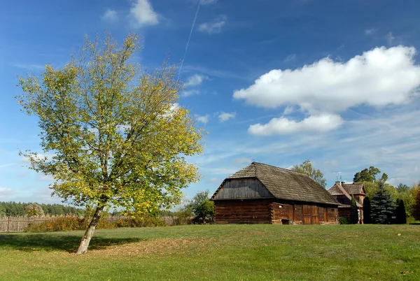 Güneşli Bir Günde Kırsal Binalar Polonya — Stok fotoğraf