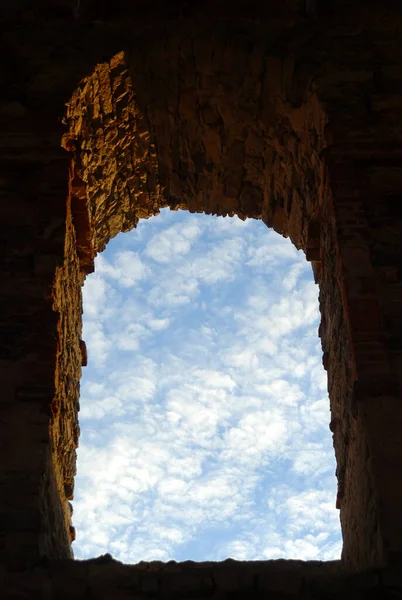Stone Window Overlooking Blue Sky Clouds Castle Krzytopor Poland — Stock Photo, Image