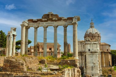 Roma, İtalya - Haziran 2000: Güneşli bir yaz gününde tarihi şehir manzarası