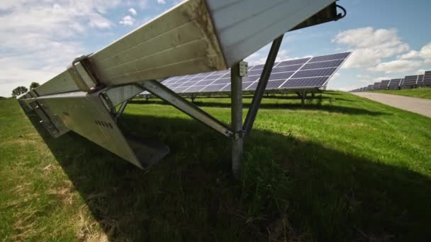 Close Modern Photovoltaic Solar Panels Charge Battery Rows Sustainable Energy — Stock video