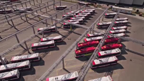 Toronto Ontario Kanada Září 2022 Park Nových Ttc Buses Provozovaných — Stock video