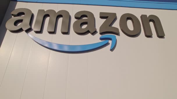 Toronto Ontario Kanada September 2022 Amazon Tekniskt Innovationsföretag Berömd För — Stockvideo
