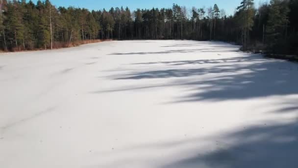 Θέα Από Την Κορυφή Της Λετονικής Λίμνης Στην Περιοχή Jurmala — Αρχείο Βίντεο