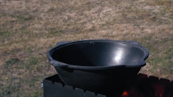 Cooking Dish Kazan Kebob Uzbek National Cuisine Process Frying Onions — Stock video