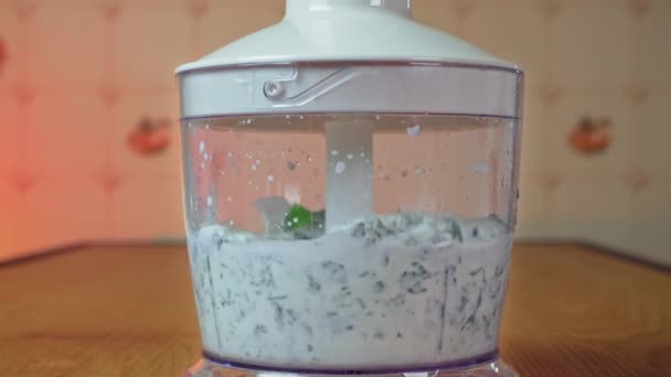 Green Soup Shrimp Cucumbers Cold Soup Hot Weather High Quality — Vídeo de Stock