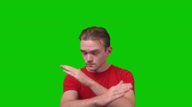Harika Adam Yeşil Ekran Konseptine Hayır Hareketleri Gösteriyor. Yüksek kalite 4k görüntü