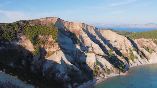 Top View Drone Flight Παραλία Αρκούδιλας Ελλάδα Κέρκυρα Rocks Beach — Αρχείο Βίντεο