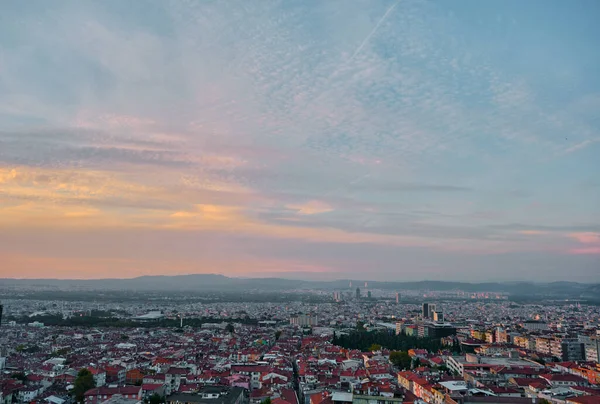 Niebo Zachodu Słońca Bursa Miasto Wiele Dachów Widok Centrum Placu — Zdjęcie stockowe