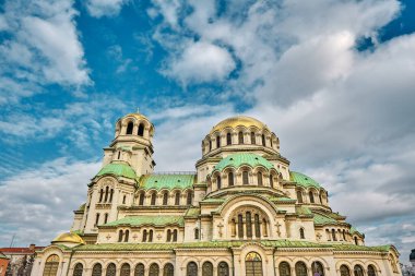 Sofya 'daki Alexander Nevsky katedrali, Bulgaristan' daki düşük açılı ortodoks kilisesi Alexander Nevsky nevsky.