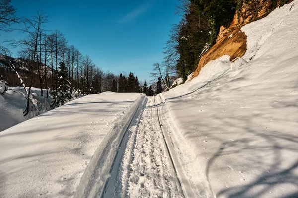 Winter Concept Idea Snow Icy Road Top Mountain — стоковое фото