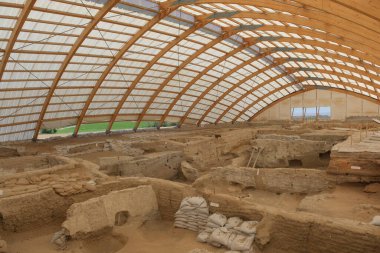 ruins of the ancient city of Catalhoyuk, in very large Neolithic and Chalcolithic proto-city settlement in southern Anatolia.