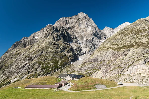Refugio Elena Val Ferret Valle Aosta Italia — Foto de Stock