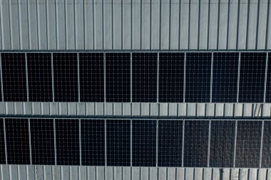 Çatıdaki güneş pilleri, powe kaydedin