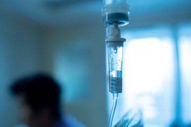 İntravenöz için sodyum klorür solüsyonu, tuzlu su, tıbbi tedavi, salin damar yolu.