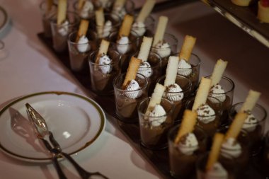 yemek, tatlı ve tatlı, mini kanepeler, aperatifler ve aperatifler, etkinlik için yiyecek, tatlı