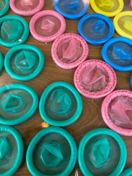 Condom Safe Sex Birth Control Pill Contraceptiv — Stock Photo, Image