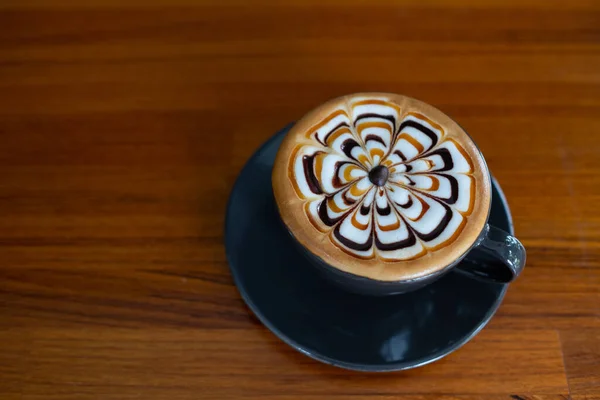 Hot Latte Art Coffee Table Relax Time — Zdjęcie stockowe