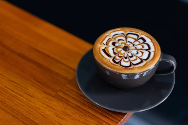 Kopi Latte Panas Seni Atas Meja Bersantai Waktu — Stok Foto