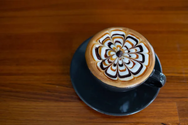 Hot Latte Art Coffee Table Relax Time — Zdjęcie stockowe