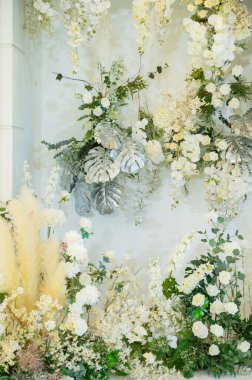 düğün arkaplanı, düğün çiçeği süslemesi, gül duvarı, renkli arka plan, taze gül, bir demet çiçek.