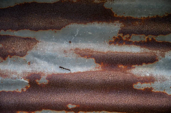 金属錆の背景 腐食鋼 傷や亀裂で金属テクスチャ 古い金属鉄錆のテクスチャ — ストック写真