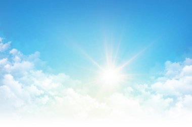 Mavi gökyüzü ve beyaz sabah bulutları, açık bir günde, sıcak güneş ve erken ışıklarıyla, ufukta cennet gibi parlıyor.