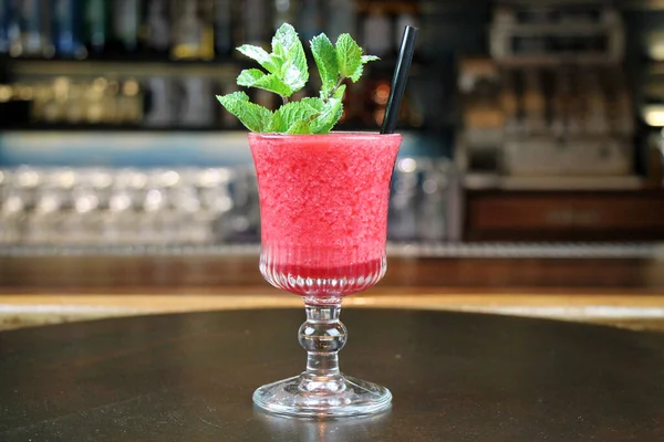 Porno lezbiyenler tahqirlash oyoq Fetish pissing