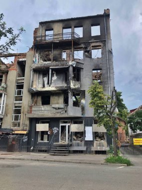 23.06.2022 Ukrayna, Harkov. Ukrayna 'da savaş. Roket saldırısından yıkılmış bir ev. Ukrayna için dua edelim, Ukrayna 'daki savaşı durduralım.!