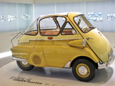 26.07.2013, Almanya, Münih, BMW Müzesi: BMW Isetta, Almanya 'nın Münih kentindeki bir otomobil müzesi. 1972 'de kuruldu. Yüksek kalite fotoğraf