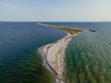 Seyahat et. Adanın kıyısında. Kinburn Spit. Hava görünümü.