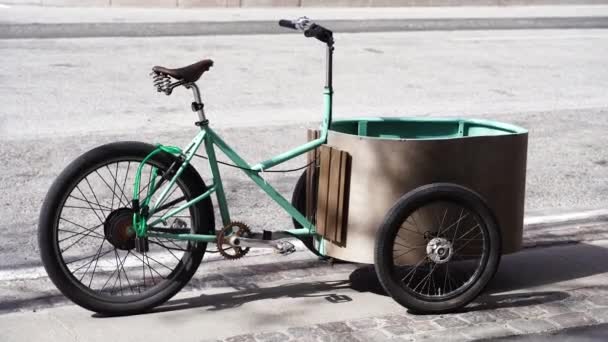 Bike Tricycle Basket — Stock Video